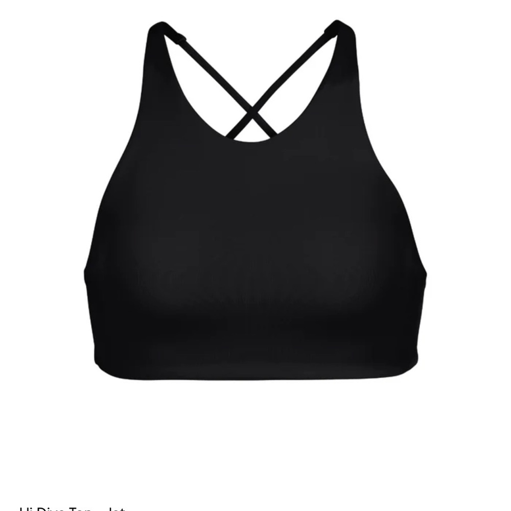 NWT! left on Friday hi Dive Top in size small. Black swimsuit top